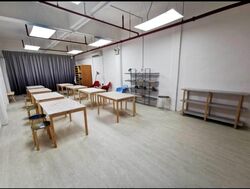 Kallang Place (D12), Factory #508189391